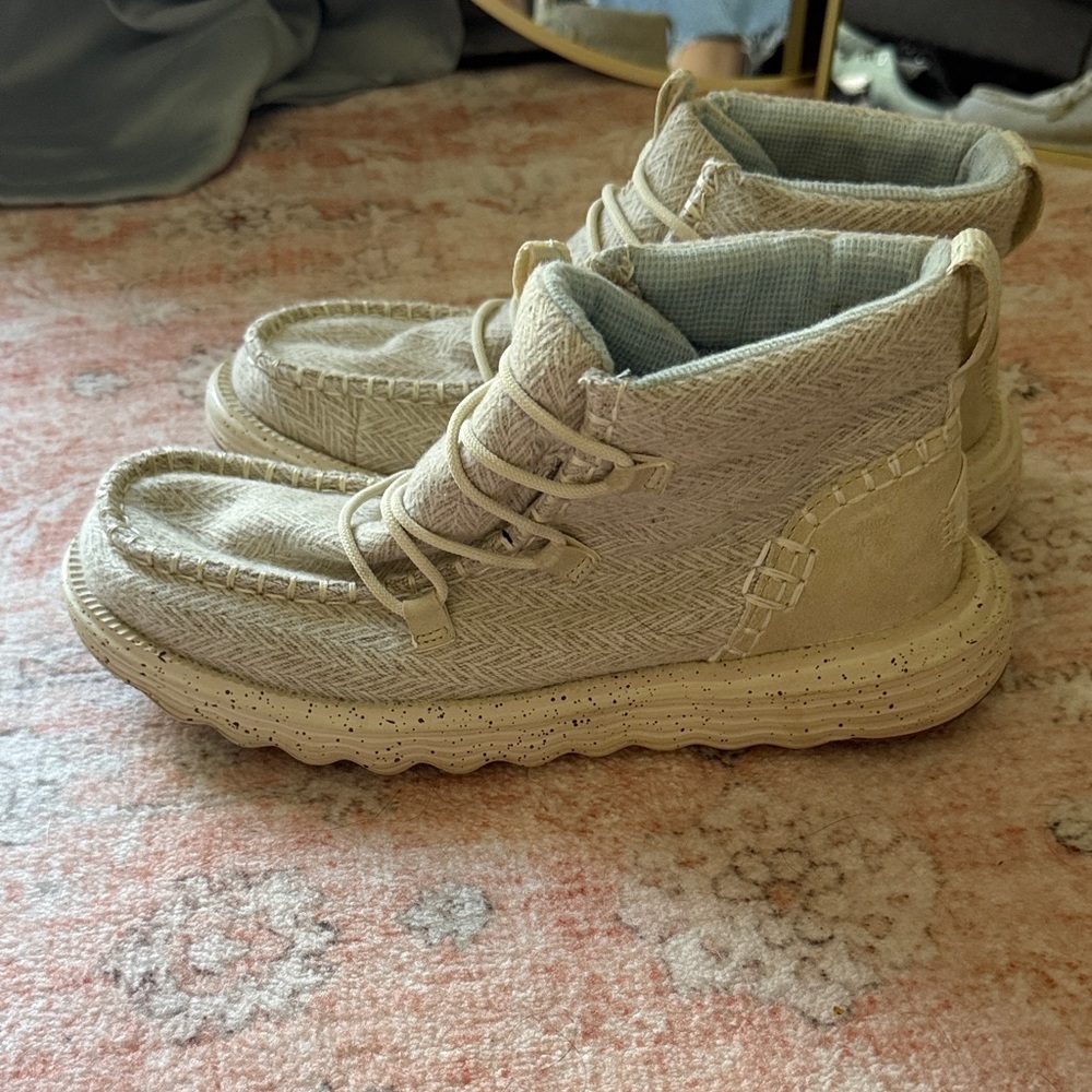 Woman’s Heydude boots